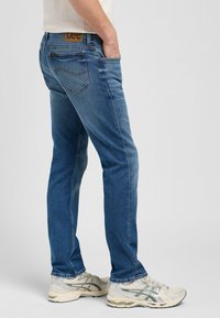 Lee RIDER - Vaqueros slim fit - armstrong