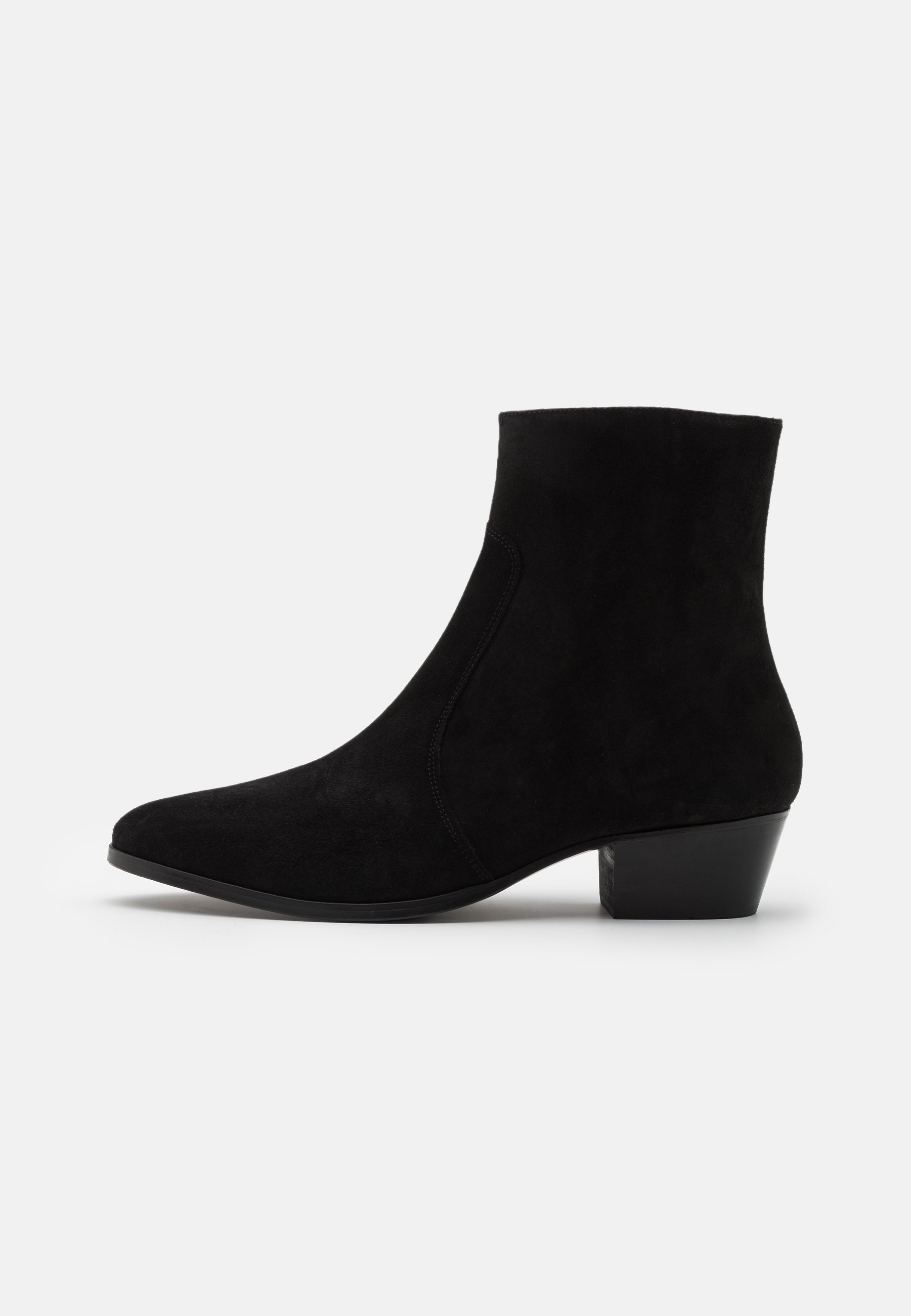everyday black booties