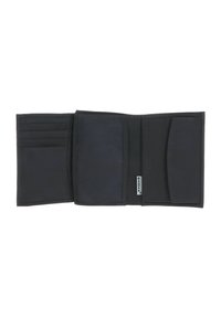 Portefeuille noir triple volet ouvert montrant plusieurs emplacements pour cartes et compartiments sur fond blanc.