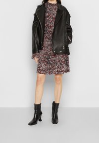 The Kooples Sukienka koktajlowa