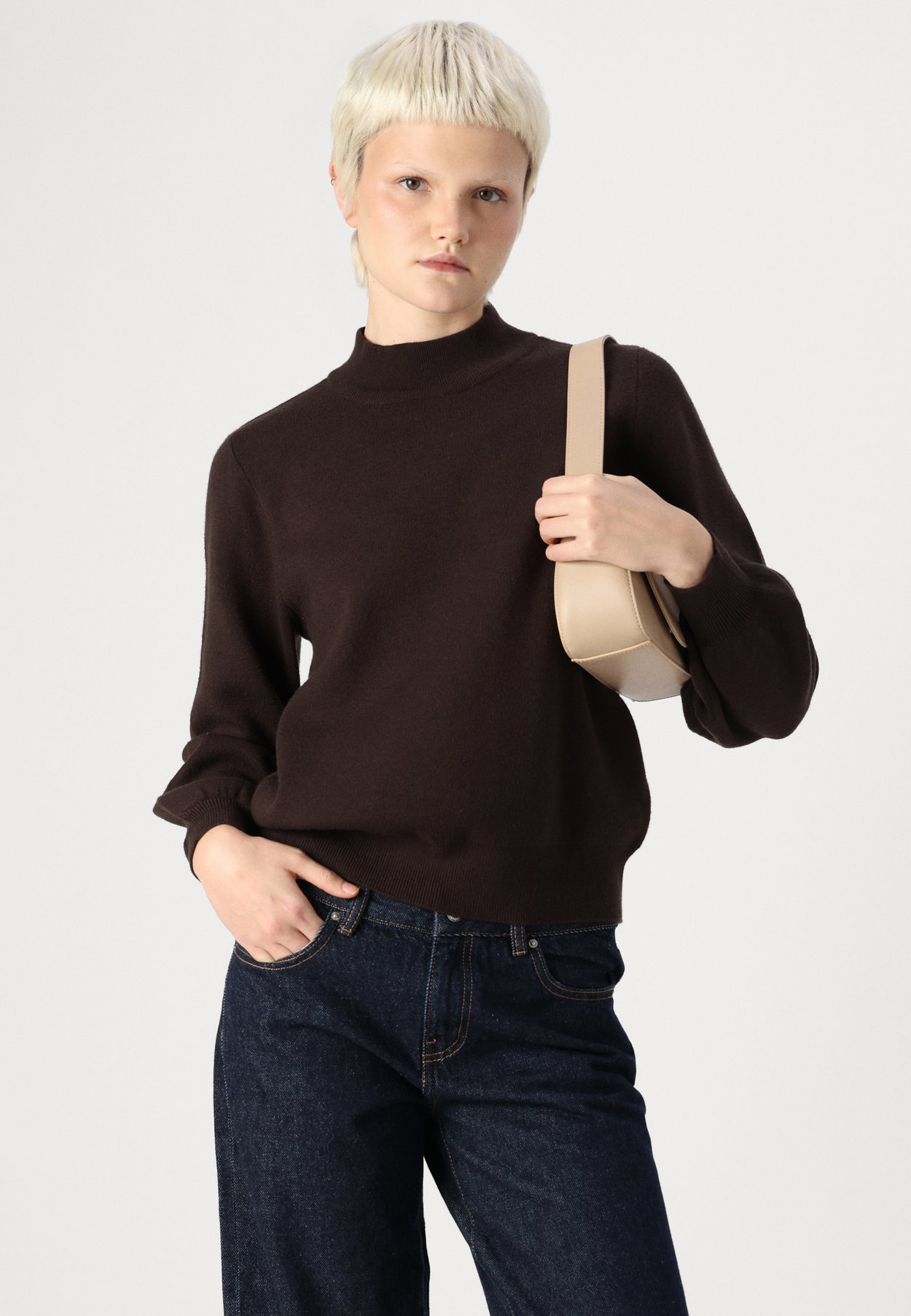 ONLANNY O-NECK