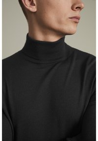 Matinique PARCUSMAN - Camisola - black