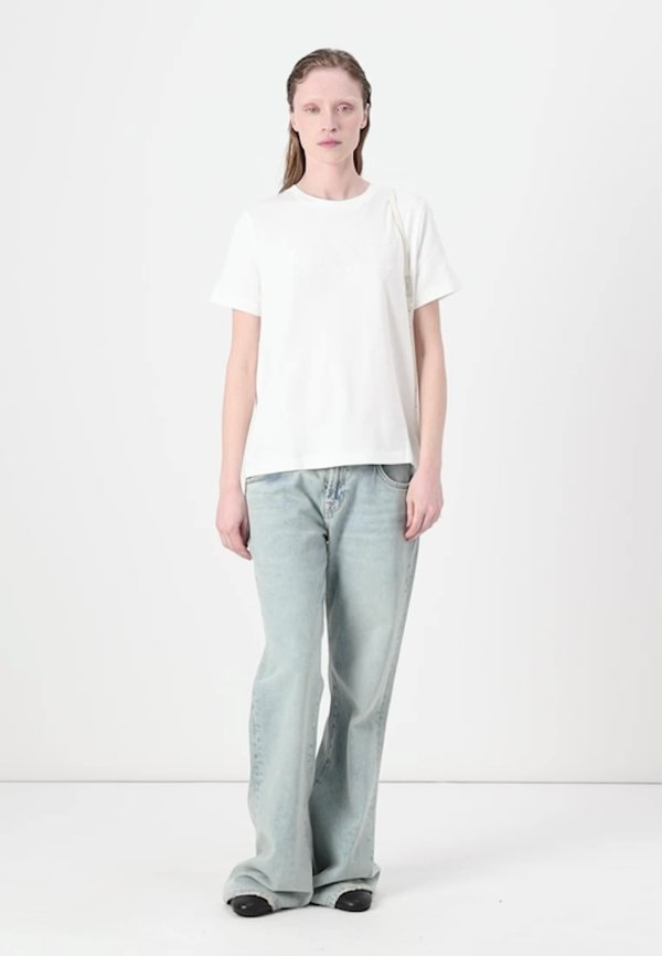 TONAL GRAPHIC  - Print T-shirt - eggshell2