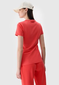 4F - T-shirt basic