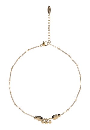 Colier delicat din lanț de aur cu două talismane în formă de pește și trei mărgele mici rotunde din aur atârnând în centru, cu închizătoare tip carabină.