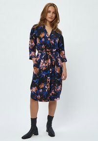 PEPPERCORN PCGALA - Dienas kleita - navy purple