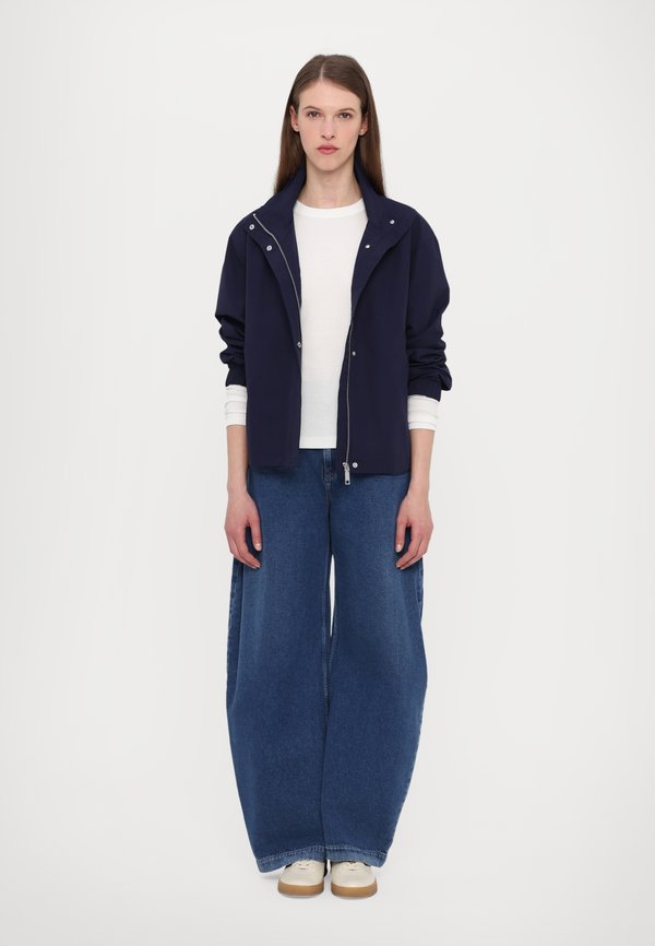 HUESCA - Light jacket2