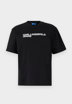 Svart bomulls t-skjorte med korte ermer, med "KARL LAGERFELD JEANS" trykket i store hvite bokstaver over forsiden.