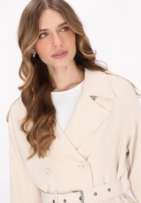 DreiMaster Trenčkot - offwhite
