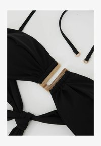 Non selezionato, black