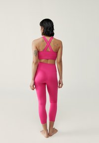 Born Living Yoga UMAY - Tights - rosa