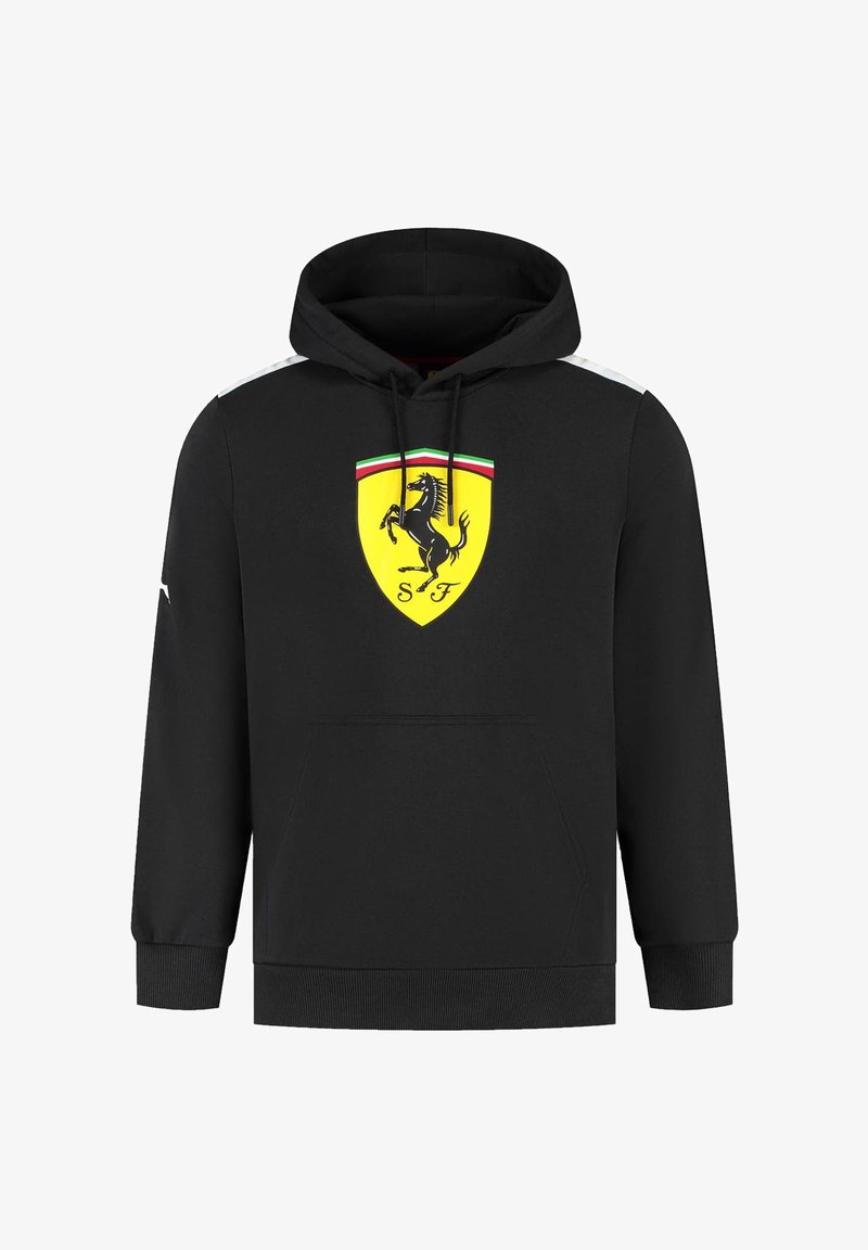 Czarna bluza z kapturem z dużym żółtym logo Ferrari na piersi, białymi akcentami na ramionach i kieszenią z przodu.