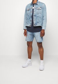 Jack & Jones Printtipaita - dark blue
