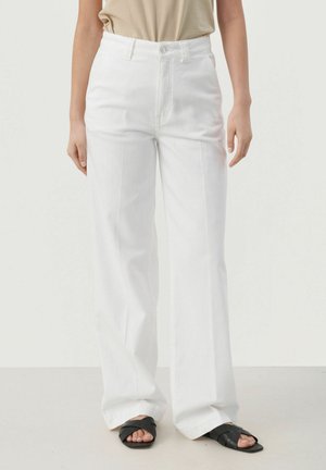 GIANNIPW - Trousers - bright white