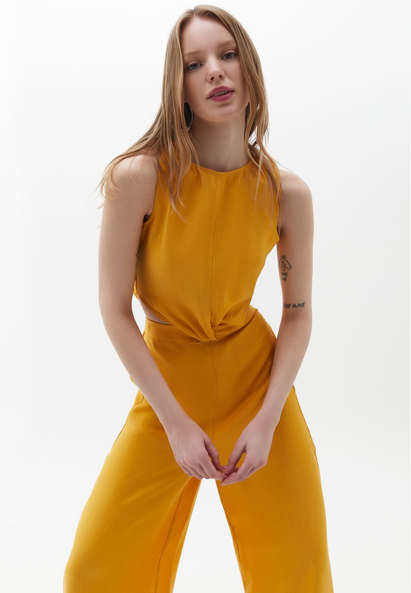 Damen Kleider | OXXO Jumpsuit mineral yellow/senf - WO74386 Damen Kleider | OXXO Jumpsuit mineral yellow/senf - WO74386