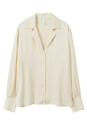 Kremowa bluzka z długim rękawem, otwartym kołnierzem, zapinana na guziki z przodu i szerokimi mankietami, przedstawiona na białym tle.