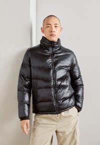 Antony Morato REGULAR FIT JACKET WITH AN IRIDESCENT EFFECT - Chaqueta de invierno - black