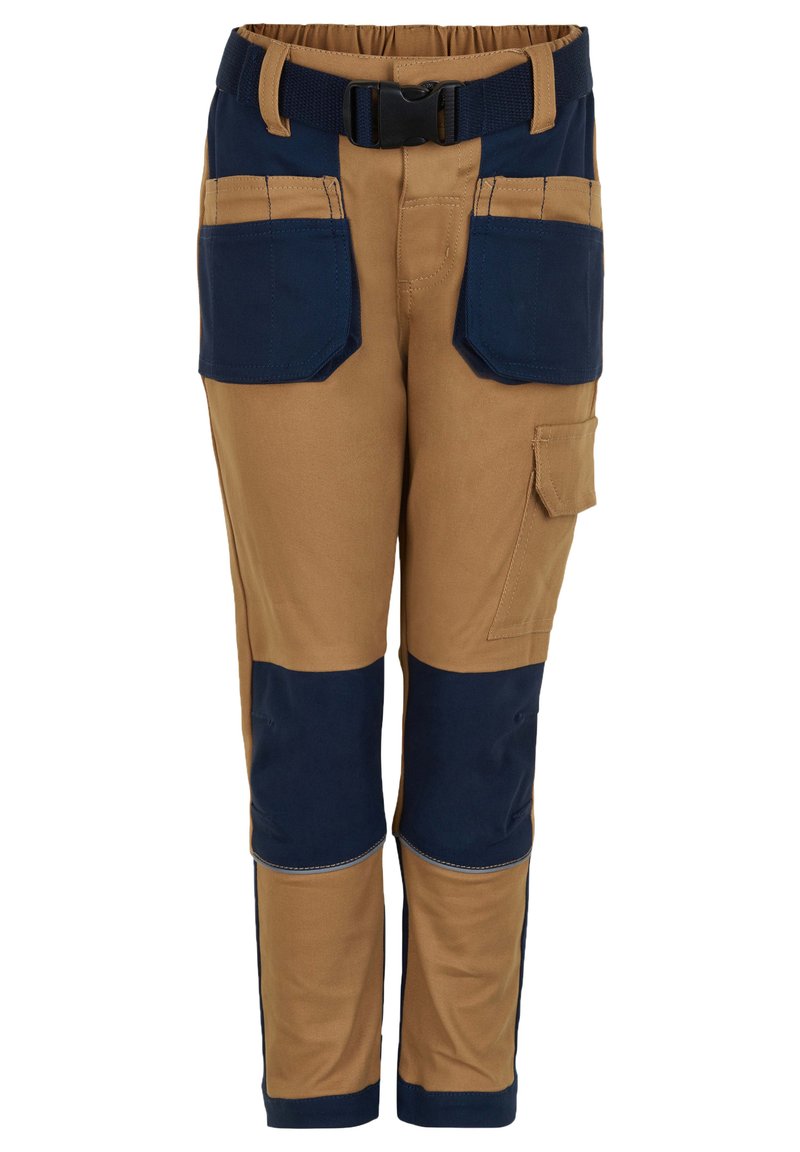 Werkbroeken met een beige stof en marineblauwe accenten, meerdere zakken en een riem. Ontworpen voor functionaliteit met verstevigde stukken.