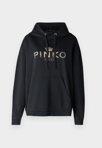 Zwarte hoodie van zachte stof, met een voorzak, een trekkoordcapuchon en een groot gedrukt logo in metallic goud.