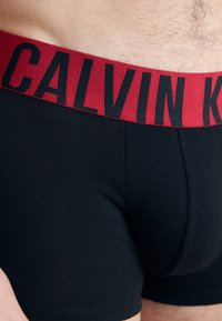 Calvin Klein Underwear TRUNK 3 PACK MODERN STRUCTURE COTTON - Ozke boksarice - juneberry