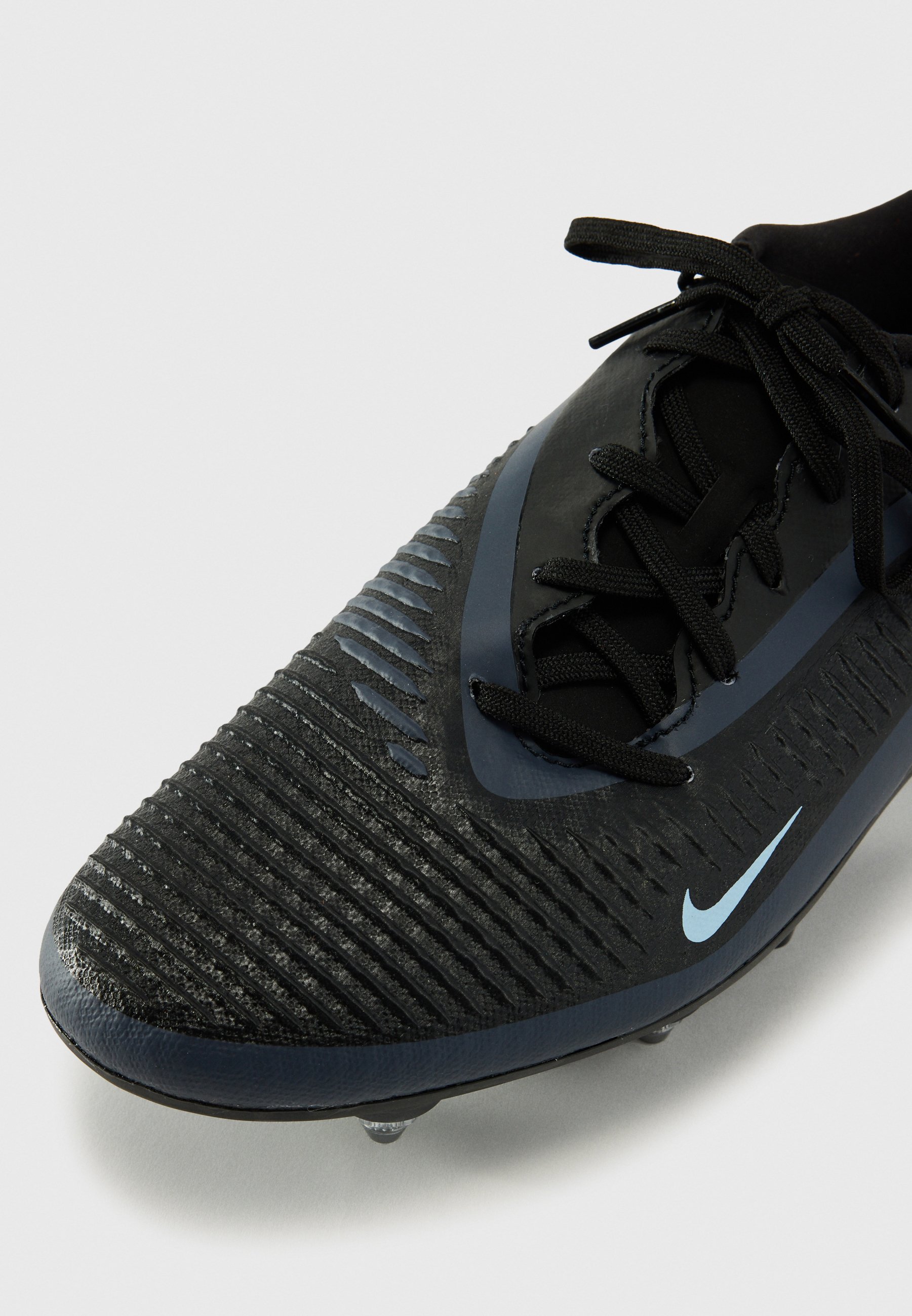 df football boots meaning