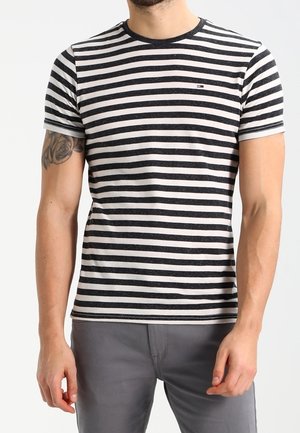 Zwart-wit gestreept T-shirt met korte mouwen en een ronde hals, gemaakt van zachte katoen, met een klein logo op de borst.