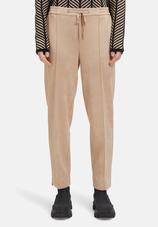 SCHLUPF MIT BIESEN - Jogginghose - hellbraun