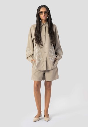 Elias Rumelis ALENA piaskowy