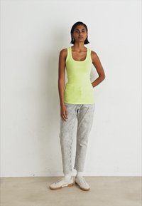 BOSS EMATITE - Topper - medium green