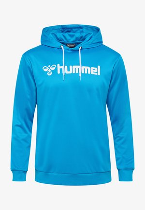 Blå hættebluse med lange ærmer, justerbar snor i hætten og et hvidt logo på brystet. Fremstillet af et glat, let materiale.