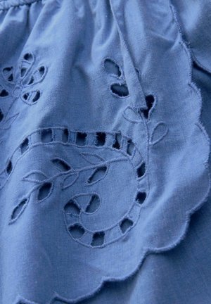 Next REGULAR FIT - PEPLUM BRODERIE MIDI - Denní šaty - blue