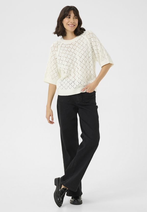 KANIKA - Print T-shirt - chalk3