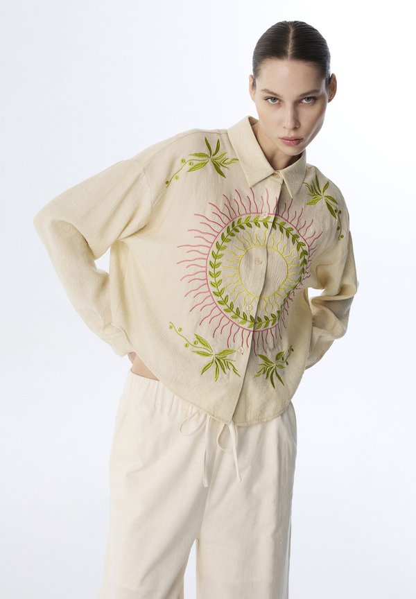 EMBROIDERED AND TEXTURED - Hemdbluse - ecru