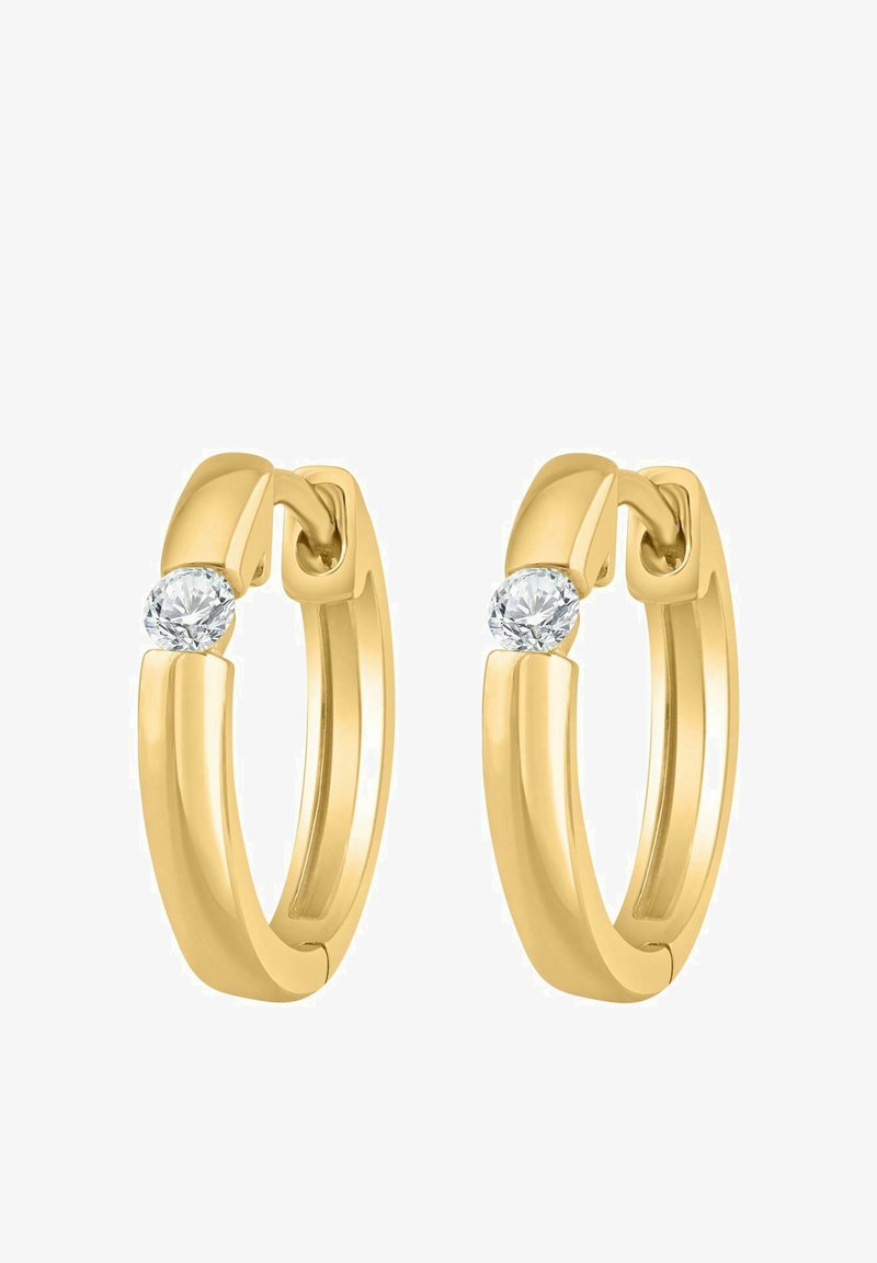 Orecchini a cerchio in oro con finitura lucida, caratterizzati da un piccolo diamante rotondo. Forma liscia e curva; progettati per essere facili da indossare.