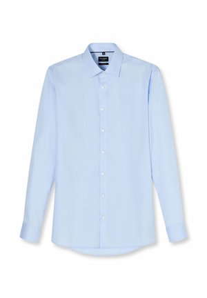 Hellblaues Herrenhemd mit langen Ärmeln, durchgehender Knopfleiste und spitzem Kragen, glattem Stoff und Standardmanschetten.