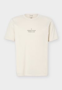 Δεν επιλέχθηκε, ivory