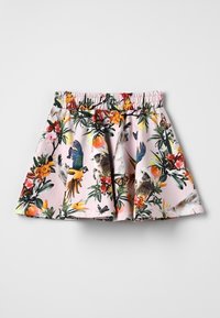 Rozšířená sukně z růžové tkaniny s živým botanickým potiskem s ptáky a motýly. Má elastický pas pro pohodlí.