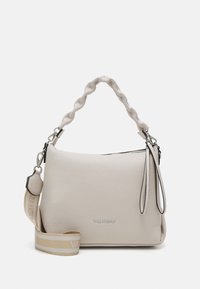 Unselected, ghiaccio