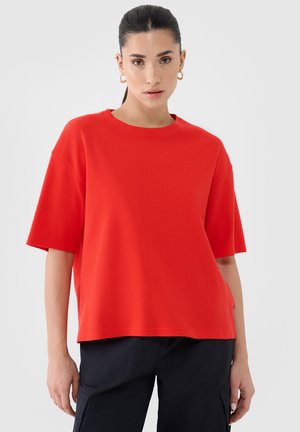 4F, - T-shirt basic