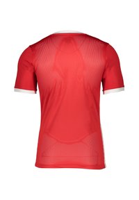 Rotes Sport-Trikot mit kurzen Ärmeln, ausgestattet mit einer Mesh-Struktur, weißem Kragen und weißen Ärmelenden sowie einer taillierten Passform.