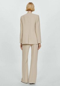 Mango Blazer - sand