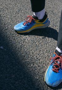 Unselected, light photo blue/vivid sulfur/track red/black/rugged orange