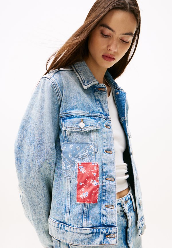 CLASSIC TRUCKER  - Denim jacket - denim light2