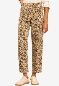 Love & Roses CROP WIDE - REGULAR FIT - Vaqueros rectos - leopard animal