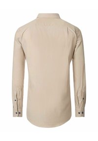 Beige Langarmhemd mit klassischem Kragen, Rückenfalten und abgerundetem Saum. Verfügt über dunkle Knöpfe an den Ärmelbündchen. Aus glattem, gewebtem Stoff.