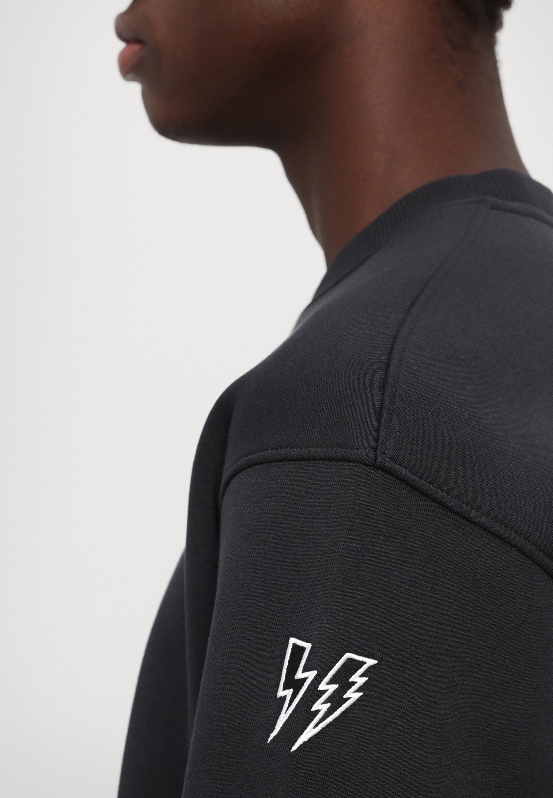 Neil Barrett EASY DROP SHOULDER DOUBLE BOLTS - Sweatshirt