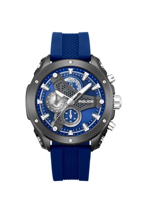 Chronografické náramkové hodinky s modrým silikónovým remienkom, čiernym kovovým puzdrom, modrým ciferníkom, tromi subciferníkmi a bielymi hodinovými ukazovateľmi a ručičkami.