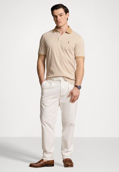 Polo Ralph Lauren CLASSIC FIT SOFT COTTON POLO SHIRT - Poloskjorter - classic camel/white