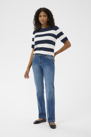 Kaffe KAMARIS REG FIT - Jeans Straight Leg - medium blue denim