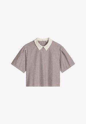 Kurzärmliges, bauchfreies Hemd mit dünnen vertikalen braunen und weißen Streifen und einem kontrastierenden weißen spitzen Kragen.